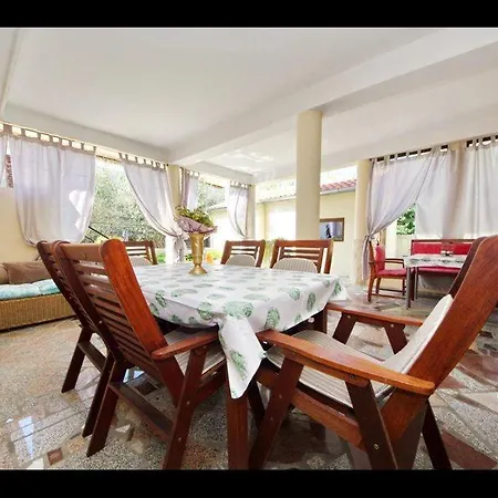 Anna Apartmán *
